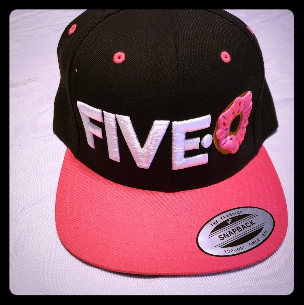 Yupoong snapback baseball hat The Classic